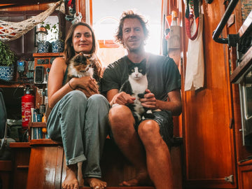 Julie & Greg: A Couple Who Chose Life at Sea